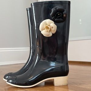 CHANEL camellia rain boots